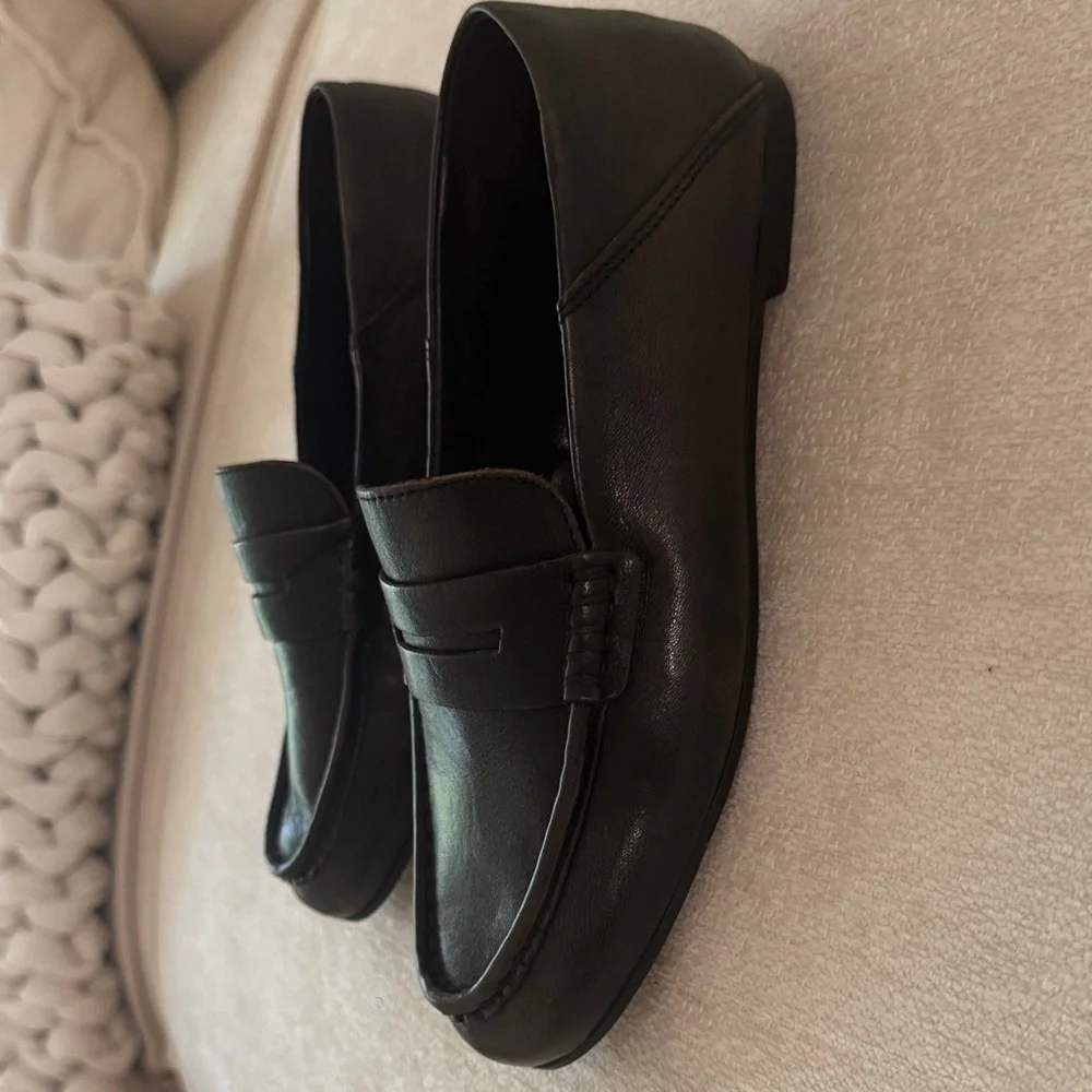 Massimo Dutti Dark Leather Slip-On Loafers - Picture 4 of 10